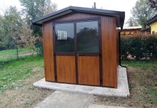 Casetta effetto legno con porta a due ante9